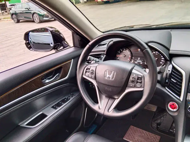 Honda Avancier — Фото автомобиля 13