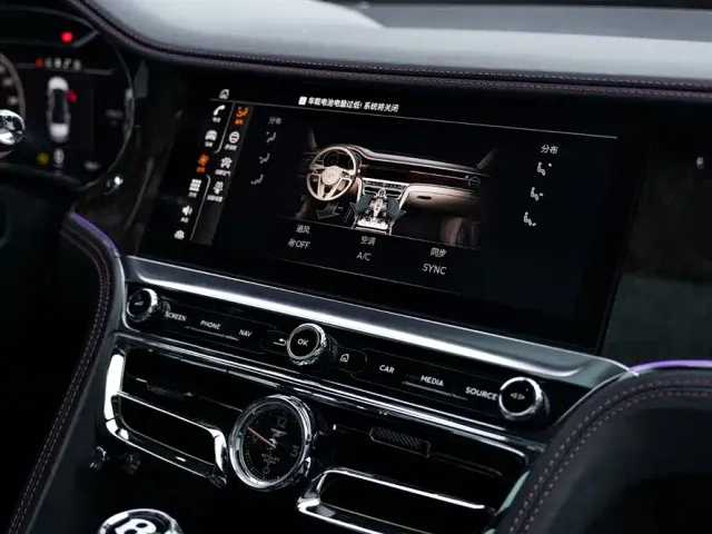 Bentley Flying Spur — Фото автомобиля 16