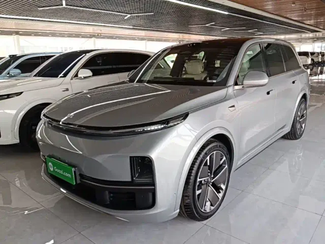 Фотография автомобиля — Li Auto L9