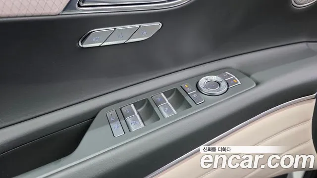 Genesis GV80 2.5T Бензин AWD — Фото автомобиля 29