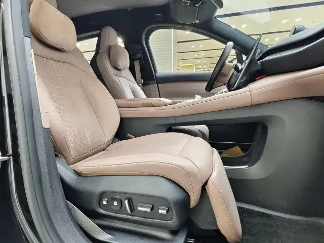 Nio EC6 — Фото автомобиля 14