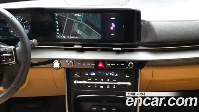 Kia Carnival Generation 4 — Фото автомобиля 21