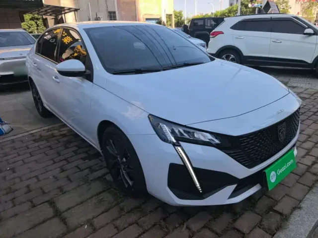 Peugeot 408 — Фото автомобиля 3
