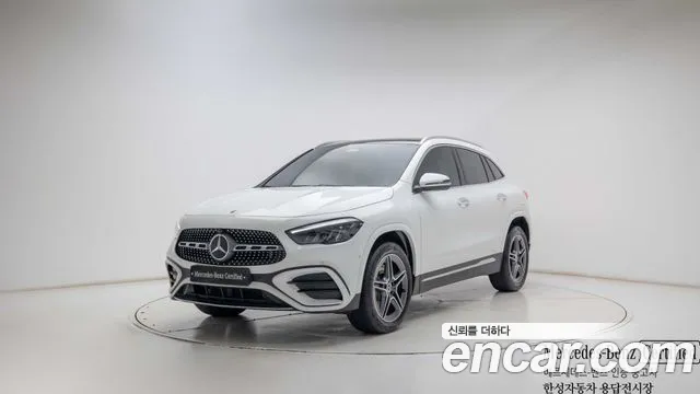 Фотография автомобиля — Mercedes-Benz GLA-Class H247