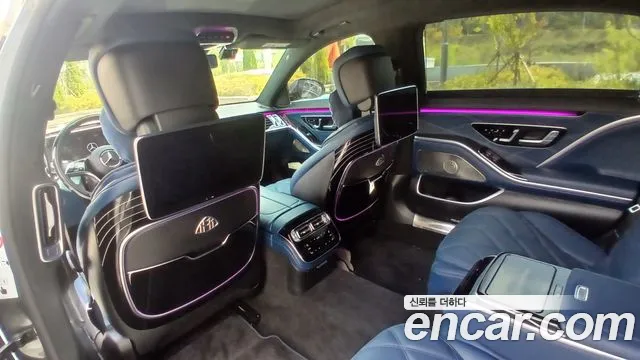 Mercedes-Benz S-Class — Фото автомобиля 13
