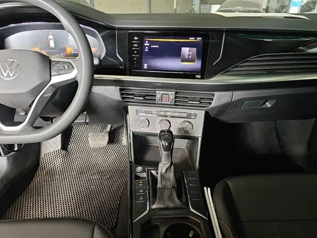 Volkswagen Passat — Фото автомобиля 12