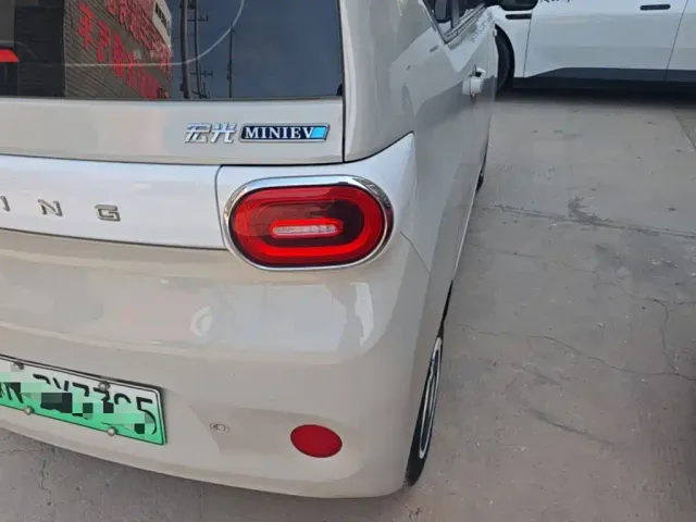 Wuling Hongguang Mini EV — Фото автомобиля 7