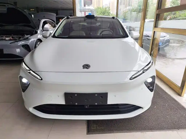 Nio ET7 — Фото автомобиля 2