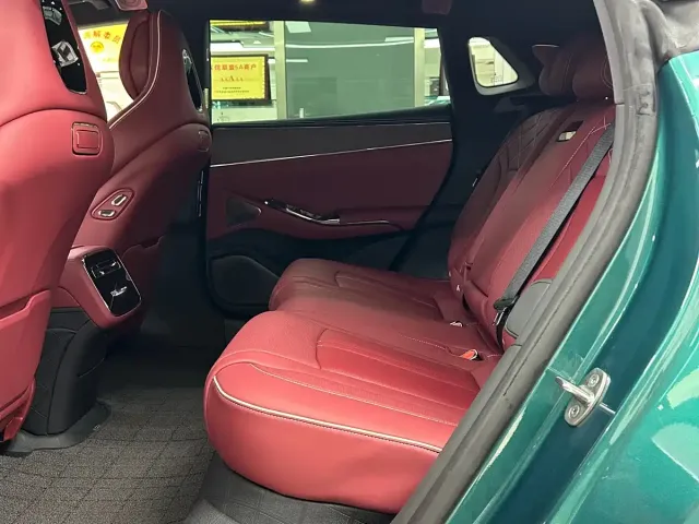 Denza Denza Z9GT 2026 Model Flash Charge Flagship Edition — Фото автомобиля 9
