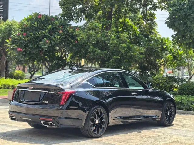 Cadillac CT5 — Фото автомобиля 10