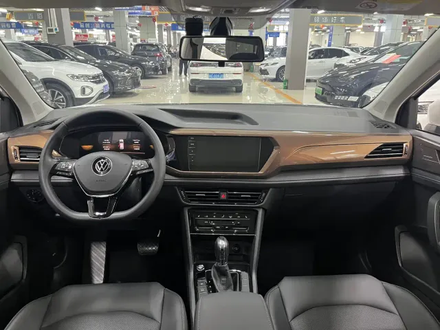 Volkswagen Tharu — Фото автомобиля 13