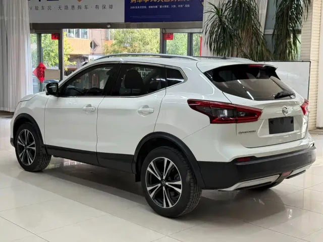 Nissan Qashqai — Фото автомобиля 6