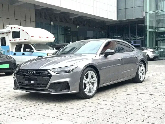 Фотография автомобиля — Audi A7L