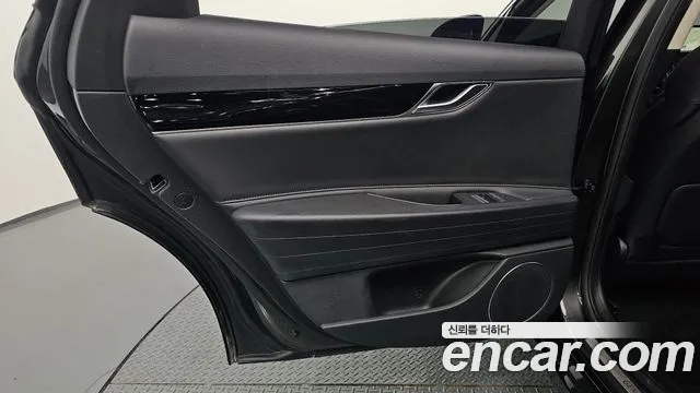 Genesis G80 RG3 — Фото автомобиля 14