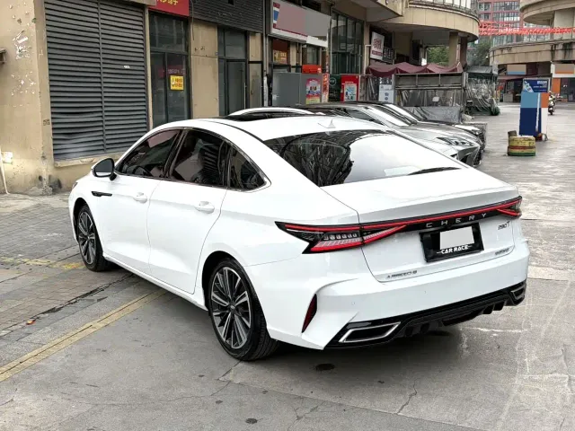 Chery Arrizo 8 — Фото автомобиля 15