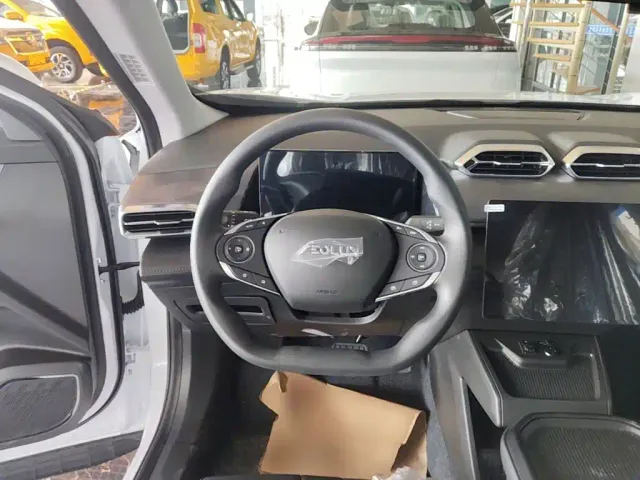 Dongfeng SKY EV01 — Фото автомобиля 10