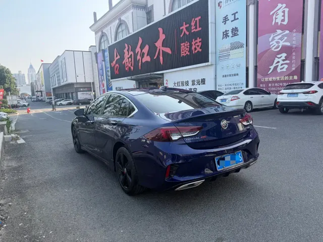 Buick Regal — Фото автомобиля 4
