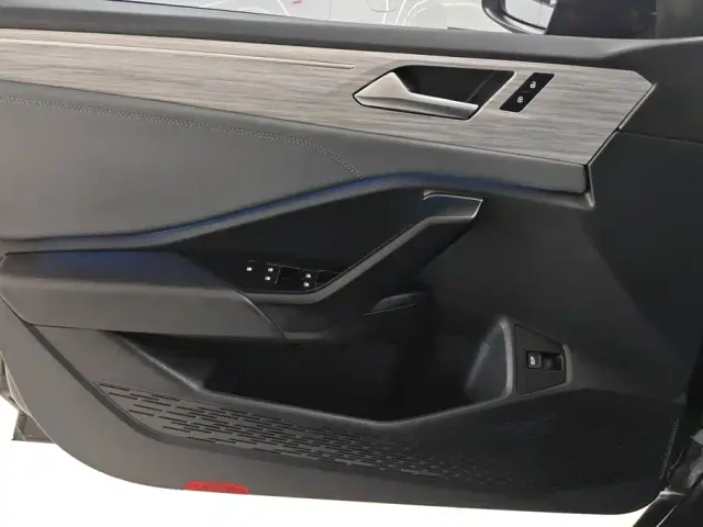 Volkswagen Sagitar — Фото автомобиля 7