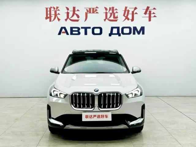 BMW X1 — Фото автомобиля 2
