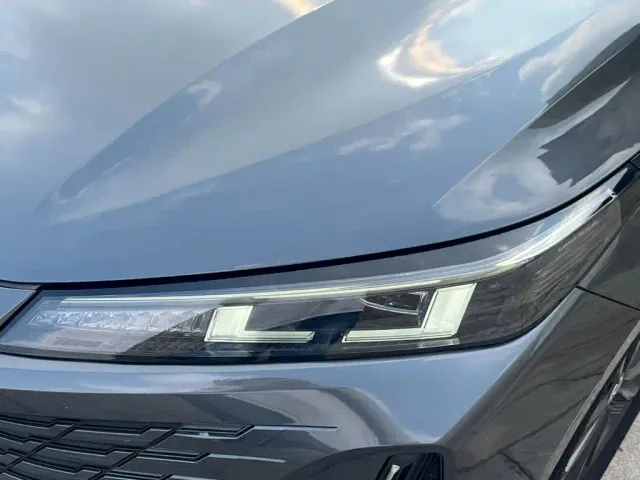 Changan Lamore — Фото автомобиля 8