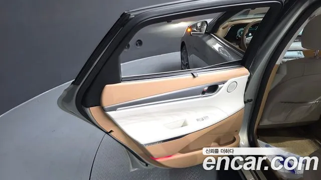 Hyundai Grandeur Новый Grandeur IG — Фото автомобиля 15