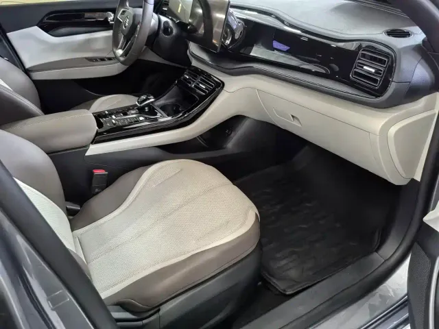 BYD Qin PLUS — Фото автомобиля 10