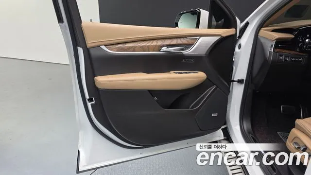 Cadillac XT5 — Фото автомобиля 21