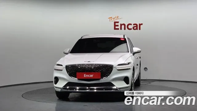 Genesis GV70 2.5T Бензин AWD — Фото автомобиля 3