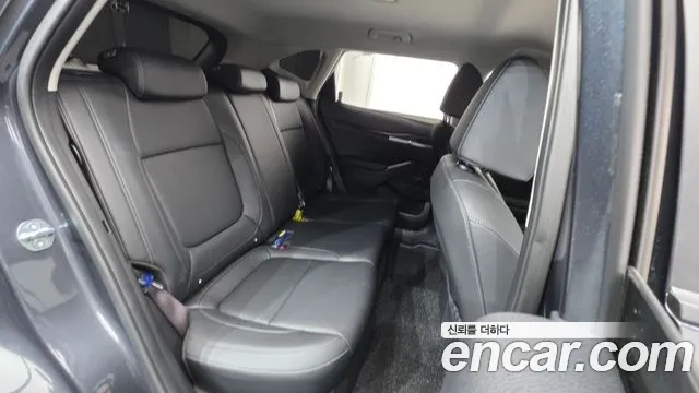 Kia Seltos — Фото автомобиля 18