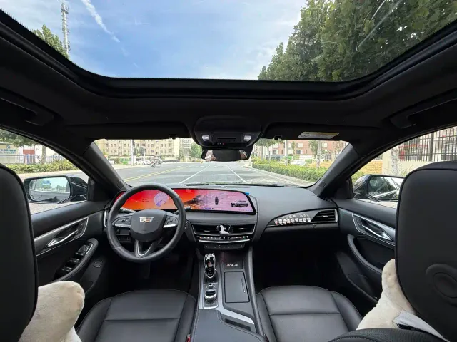 Cadillac CT5 — Фото автомобиля 6
