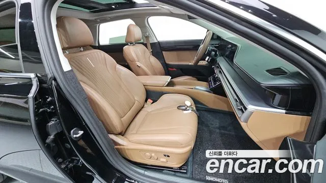 Hyundai Grandeur GN7 — Фото автомобиля 18