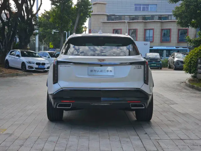 Cadillac XT5 — Фото автомобиля 6