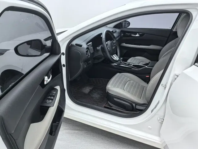 Kia K3 — Фото автомобиля 7