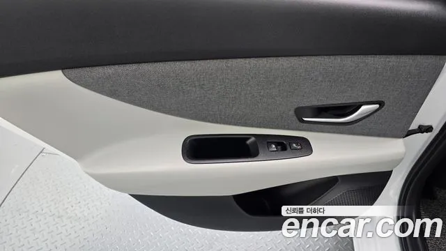 Hyundai Avante CN7 — Фото автомобиля 14