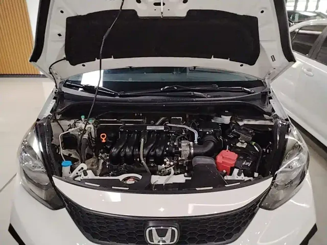 Honda Fit — Фото автомобиля 19