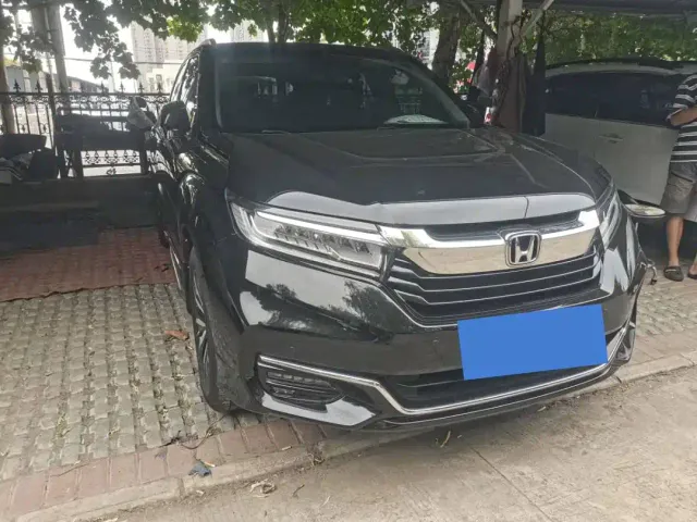 Honda Avancier — Фото автомобиля 3