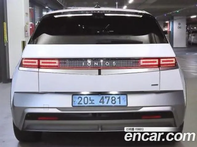 Hyundai Ioniq 5 New — Фото автомобиля 5