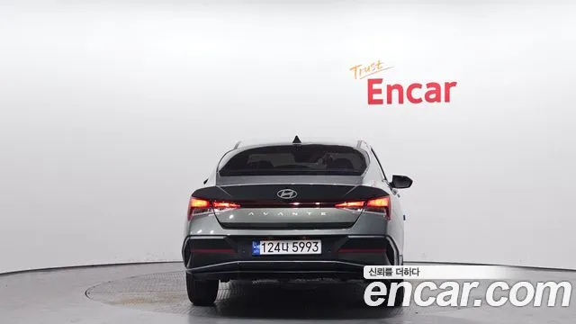 Hyundai AVANTE Новый Avante (CN7) — Фото автомобиля 4
