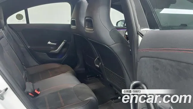 Mercedes-Benz CLA-Class — Фото автомобиля 10