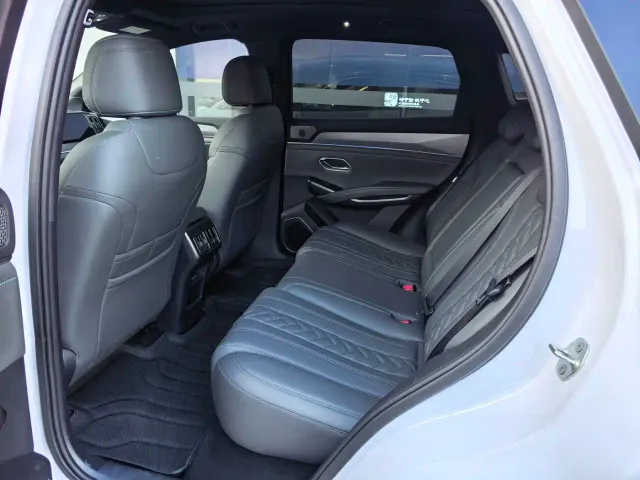 BYD Song L DM-i — Фото автомобиля 4