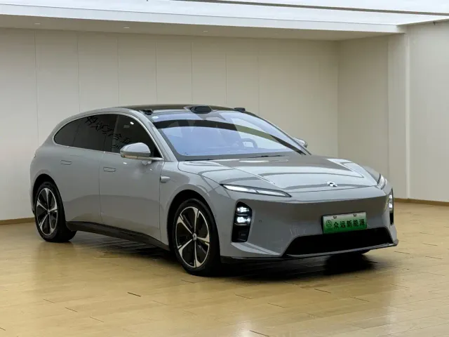 Nio ET5 Touring — Фото автомобиля 4