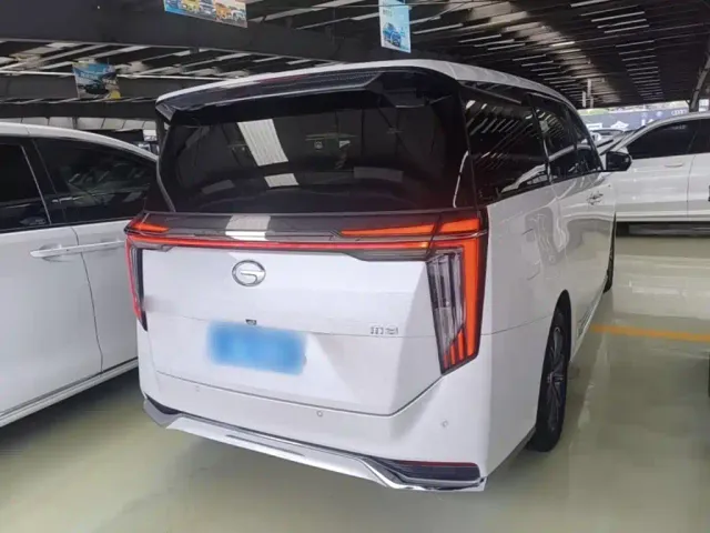 GAC Trumpchi M8 — Фото автомобиля 4