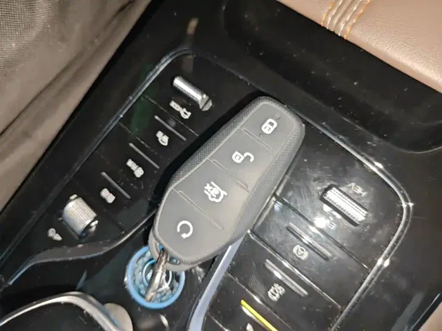 BYD Qin PLUS — Фото автомобиля 8