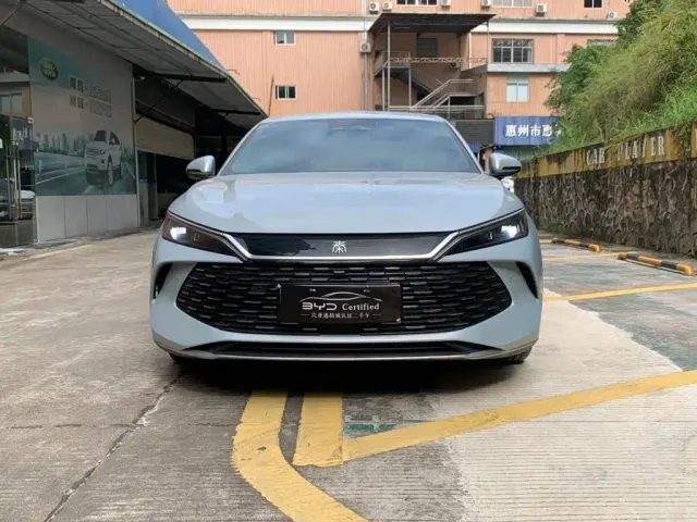 BYD Qin L — Фото автомобиля 2