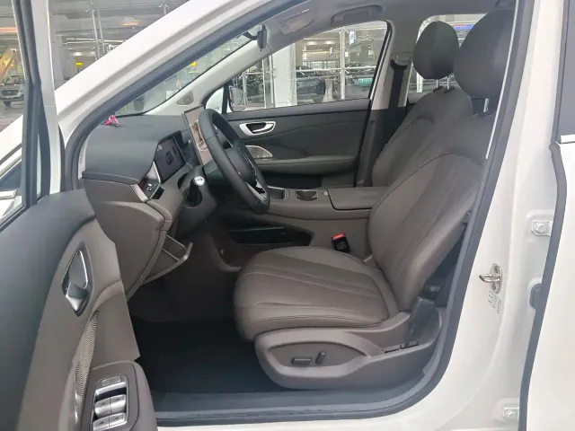 Shangjie SUV — Фото автомобиля 9