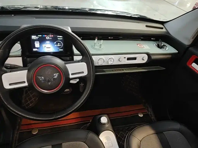 Wuling Hongguang Mini EV — Фото автомобиля 12
