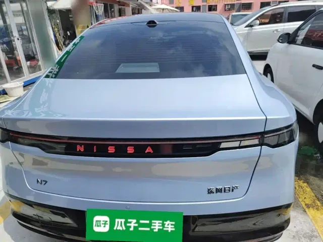 Nissan N7 — Фото автомобиля 5