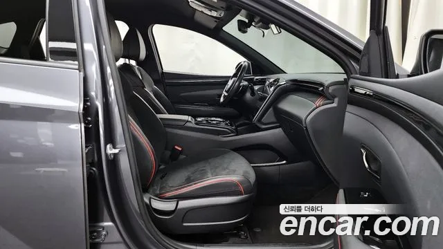 Hyundai Tucson Tucson (NX4) Дизель 2.0 2WD — Фото автомобиля 11