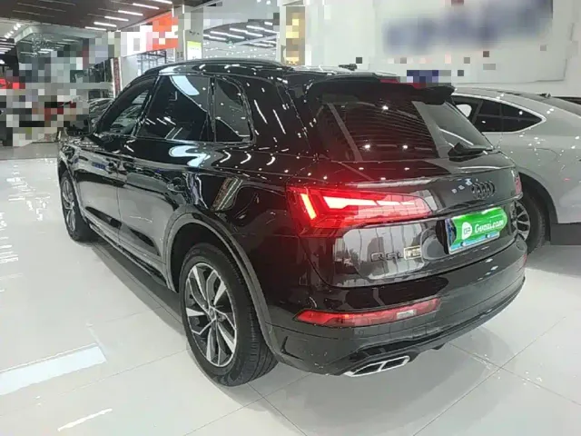 Audi Q5L — Фото автомобиля 4