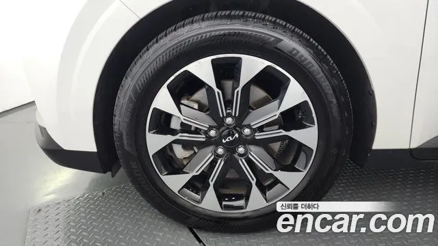 Kia Canival Carnival 4 поколение Дизель 9 мест Signature — Фото автомобиля 4